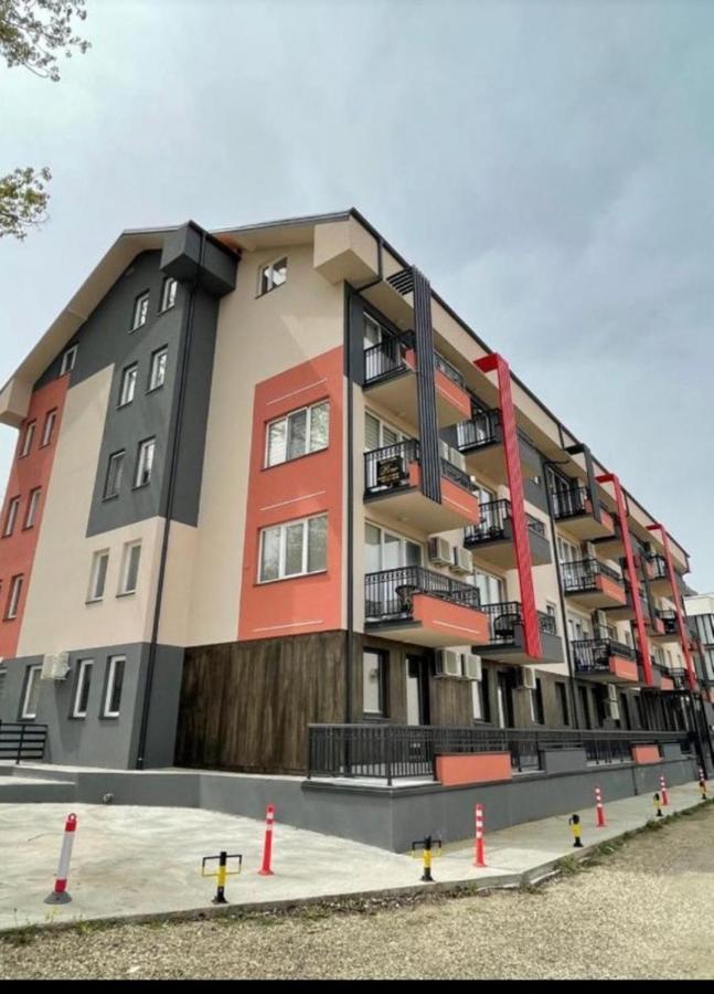Apartman "N" Srebrno Jezero Ostrovo ภายนอก รูปภาพ