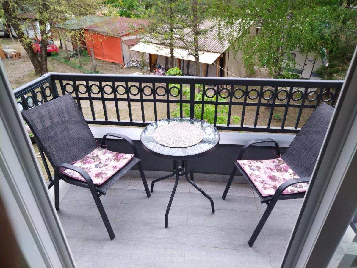 Apartman "N" Srebrno Jezero Ostrovo ภายนอก รูปภาพ
